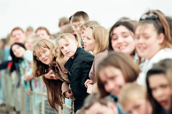 Pulp play the Clickimin Centre, Shetland, 13th August 1996. Fans and Supporters