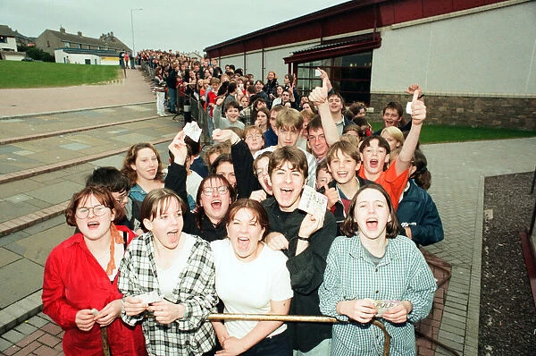 Pulp play the Clickimin Centre, Shetland, 13th August 1996. Fans and Supporters