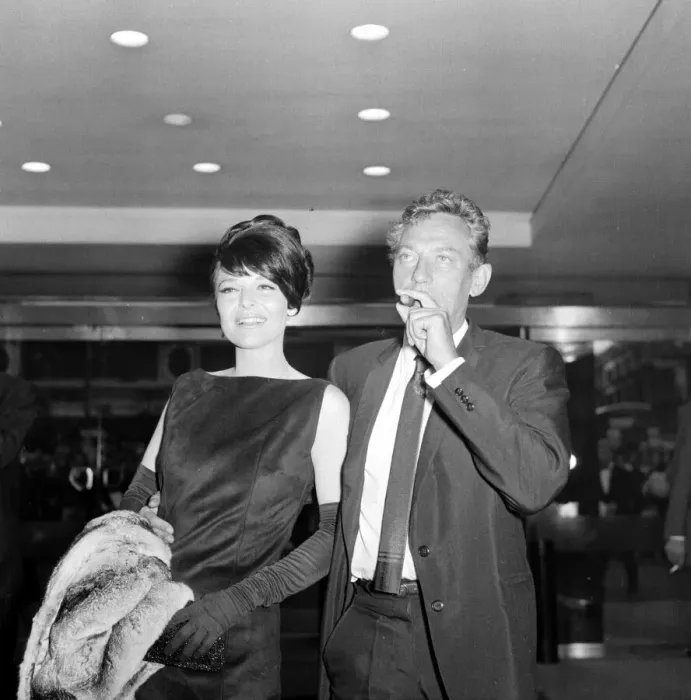 Framed Print : The Pumpkin Eater Film Premiere July 1964 Peter Finch Actor Framed Print : The Pumpkin Eater Film Premiere July 1964 Peter Finch Actor