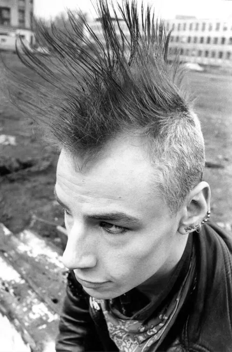 Framed Print : A punk hairstyle in September 1983 Framed Print : A punk hairstyle in September 1983