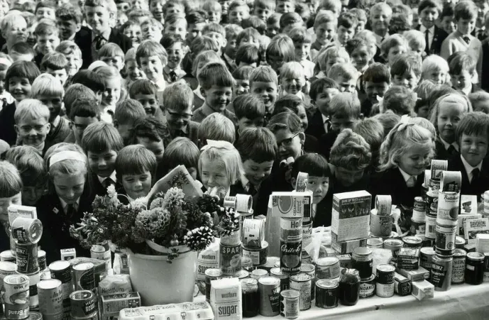 Framed Print : Pupils at Ayr Grammer School during thanksgiving September 1967 Framed Print : Pupils at Ayr Grammer School during thanksgiving September 1967