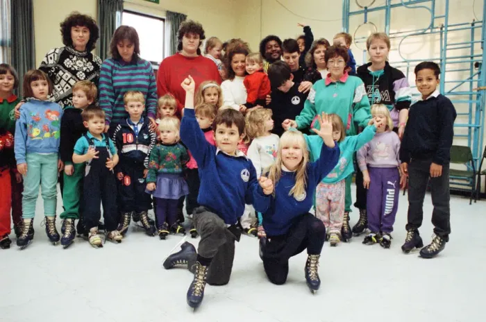 Framed Print : Pupils from Golcar St Johns CofE Junior and Infant School learnt a few skating Framed Print : Pupils from Golcar St Johns CofE Junior and Infant School learnt a few skating