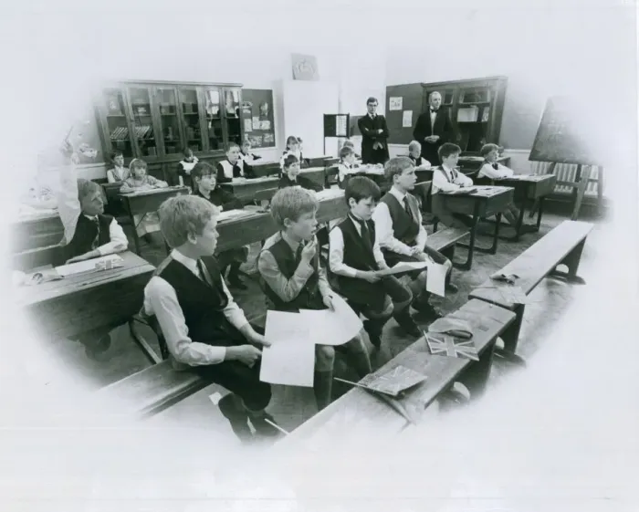 Framed Print : Pupils from Marden Bridge Middle School went back to school life Edwardian style 25 May