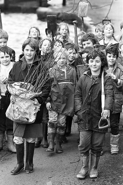 Pupils of Marsden Junior School lead the tree-planting army