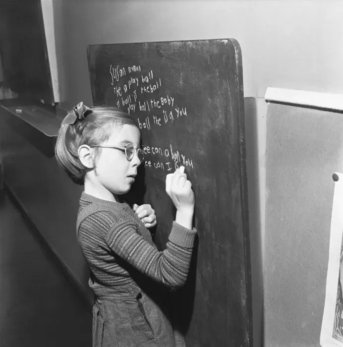 Framed Print : One of the pupils of South Mead School, Southfield, Wimbledon seen here practising hand
