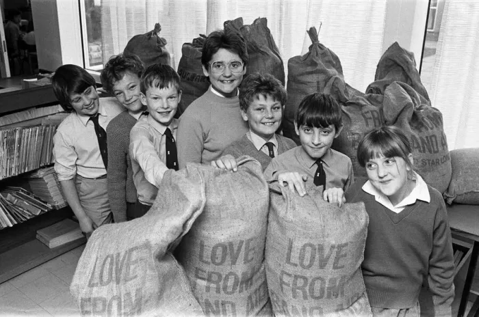 Framed Print : Pupils at Wellhouse Middle School. Children of all ages from schools in Framed Print : Pupils at Wellhouse Middle School. Children of all ages from schools in