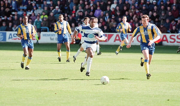 QPR 0-4 Leeds United, premier league match action, Loftus Road, Monday 4th April 1994
