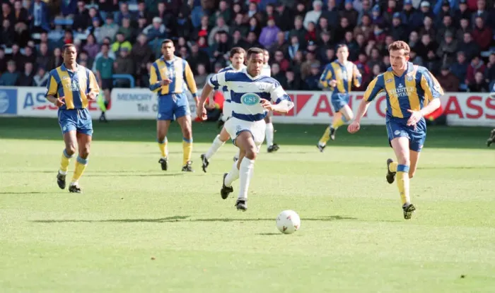 Framed Print : QPR 0-4 Leeds United, premier league match action, Loftus Road, Monday 4th April 1994