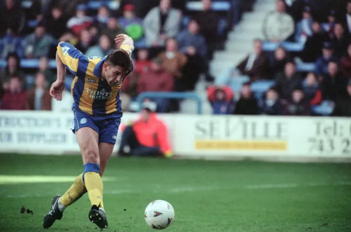 Framed Print : QPR 0-4 Leeds United, premier league match action, Loftus Road, Monday 4th April 1994 Framed Print : QPR 0-4 Leeds United, premier league match action, Loftus Road, Monday 4th April 1994