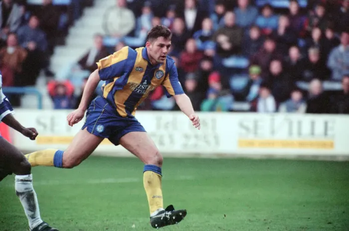 Framed Print : QPR 0-4 Leeds United, premier league match action, Loftus Road, Monday 4th April 1994 Framed Print : QPR 0-4 Leeds United, premier league match action, Loftus Road, Monday 4th April 1994