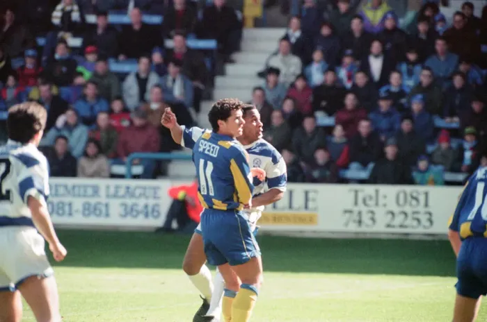 Framed Print : QPR 0-4 Leeds United, premier league match action, Loftus Road, Monday 4th April 1994 Framed Print : QPR 0-4 Leeds United, premier league match action, Loftus Road, Monday 4th April 1994