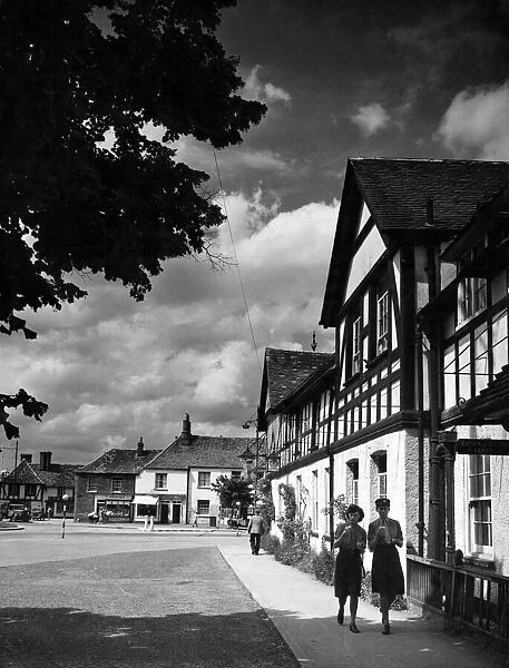 Quaint old village of Beaconsfield, Buckinghamshire. The Royal Saracens Hotel