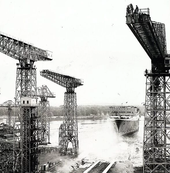 Queen Elizabeth 2 launch on the Clyde at John Browns 1967 QE2 ship cranes