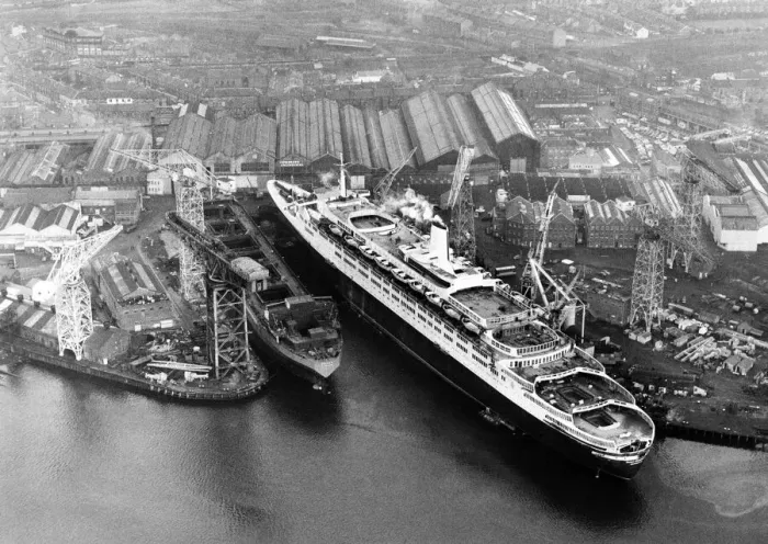 Framed Print : Queen Elizabeth 2, ocean liner, built for the Cunard Line which was operated by Cunard as Framed Print : Queen Elizabeth 2, ocean liner, built for the Cunard Line which was operated by Cunard as