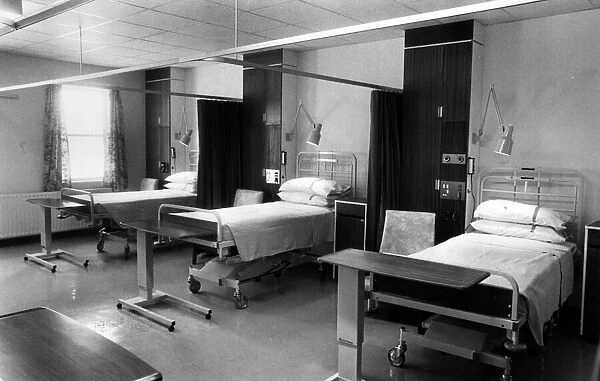 Queen Elizabeth Hospital, Sheriff Hill, Gateshead, England. 19th February 1986