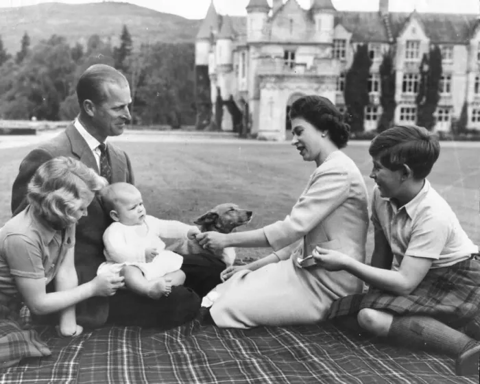 Framed Print : Queen Elizabeth II and her husband Prince Philip, Duke of Edinburgh