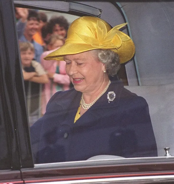 Framed Print : Queen Elizabeth II leaves Britannia, Aberdeen, in Daimler car. 17th August 1997 Framed Print : Queen Elizabeth II leaves Britannia, Aberdeen, in Daimler car. 17th August 1997