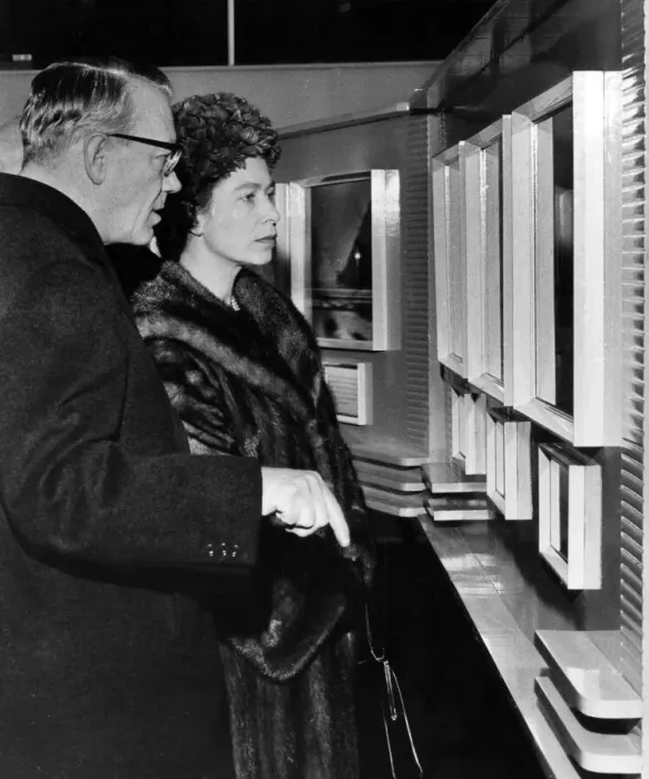 Framed Print : Queen Elizabeth II, opening the Langton River Entrance at Langton Dock System Framed Print : Queen Elizabeth II, opening the Langton River Entrance at Langton Dock System