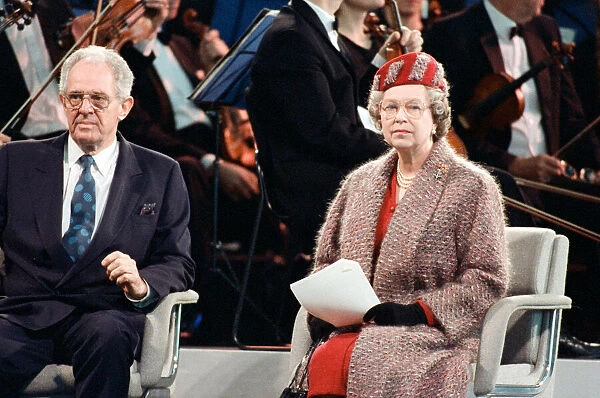 Queen Elizabeth II opening the new terminal at Stansted Airport. 15th March 1991