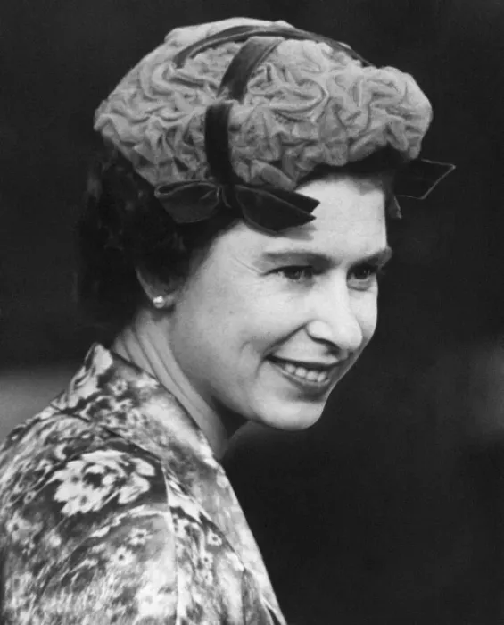 Framed Print : Queen Elizabeth II pictured during two day visit to the welsh capital, Cardiff, Wales