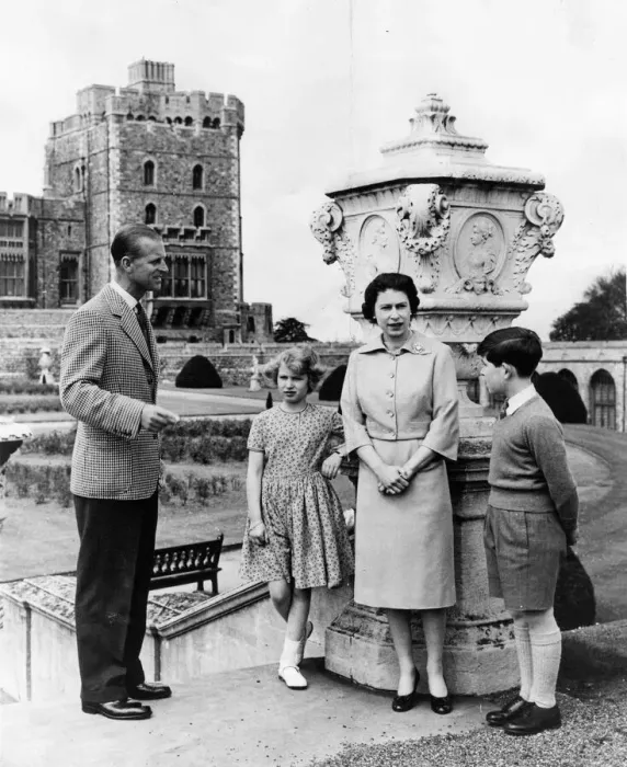 Framed Print : Queen Elizabeth II, pictured at Windsor Castle with Prince Philip