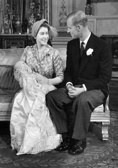 Framed Print : Queen Elizabeth II and Prince Philip, Duke of Edinburgh