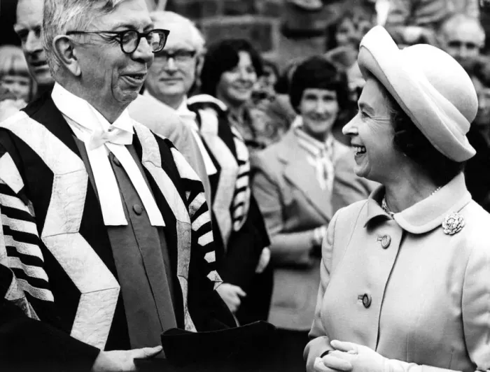 Framed Print : Queen Elizabeth II and Prince Philip on the North East Leg of The Jubilee Tour 1977 to