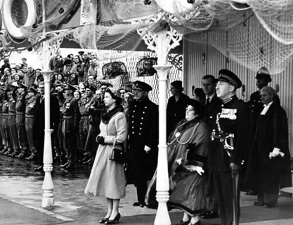 Queen Elizabeth II with Prince Philip at the Plaza in Tynemouth. October 1954