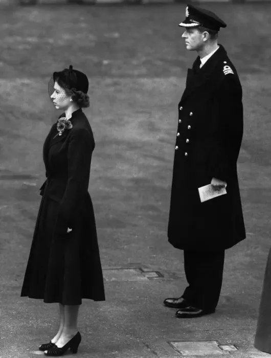 Framed Print : Queen Elizabeth II and Prince Philip during the Service of Remembrance at the Cenotaph