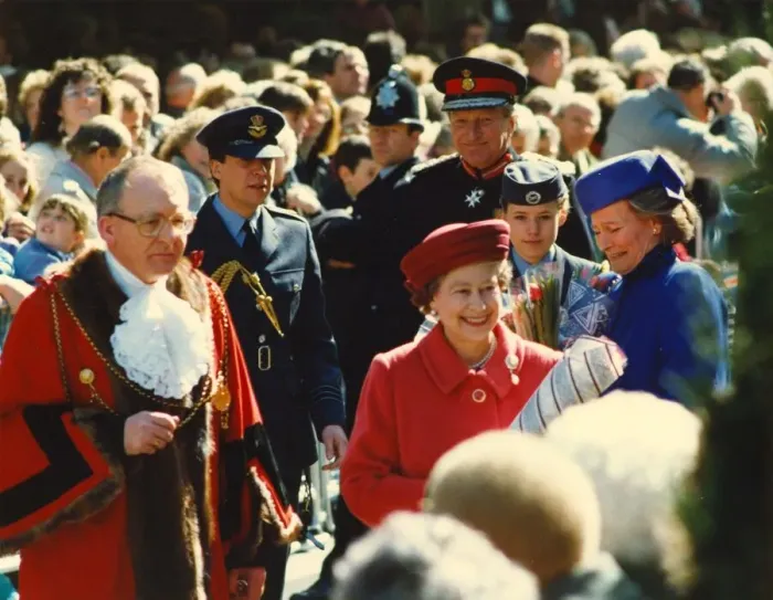 Framed Print : Queen Elizabeth II and Prince Philip visit Newcastle to distribute the Royal Maundy Money