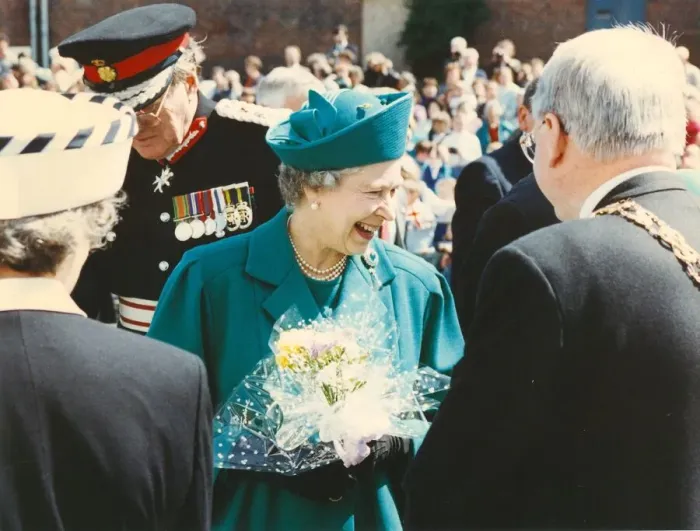 Framed Print : Queen Elizabeth II and Prince Philip visit the North East 18 May 1993 - The Queen arrives