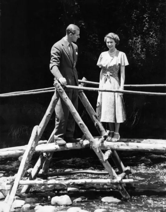 Framed Print : Queen Elizabeth II, Princess Elizabeth with the Duke of Edinburgh at Treetops, Kenya Framed Print : Queen Elizabeth II, Princess Elizabeth with the Duke of Edinburgh at Treetops, Kenya