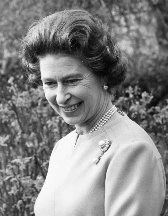 Framed Print : Queen Elizabeth II smiles in the grounds of Windsor Castle during a photocalll to mark Framed Print : Queen Elizabeth II smiles in the grounds of Windsor Castle during a photocalll to mark