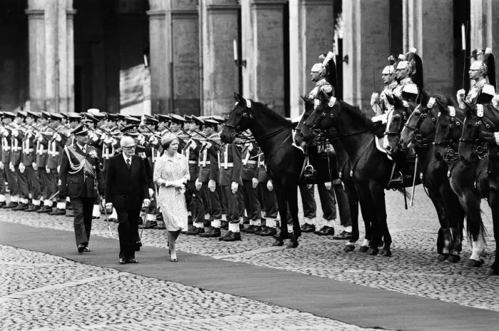 Framed Print : Queen Elizabeth II state visit to Rome, Italy. The Queen is pictured with Sandro Pertini Framed Print : Queen Elizabeth II state visit to Rome, Italy. The Queen is pictured with Sandro Pertini