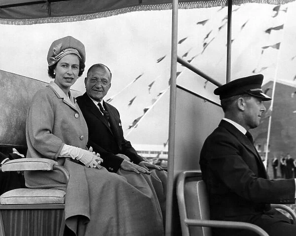 Queen Elizabeth II tours the Wholesale Fruit Centre in Cardiff. 26th June 1965