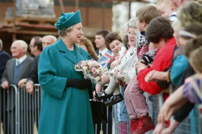 Framed Print : Queen Elizabeth II visiting Middlesbrough to open Pallister Park Framed Print : Queen Elizabeth II visiting Middlesbrough to open Pallister Park