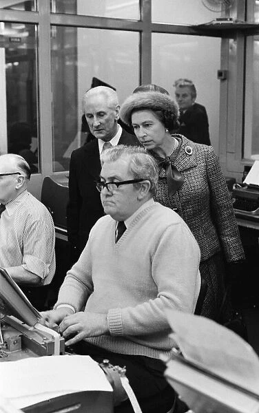 Queen Elizabeth II visiting the offices of the Daily Mirror Newspaper in Holborn, London