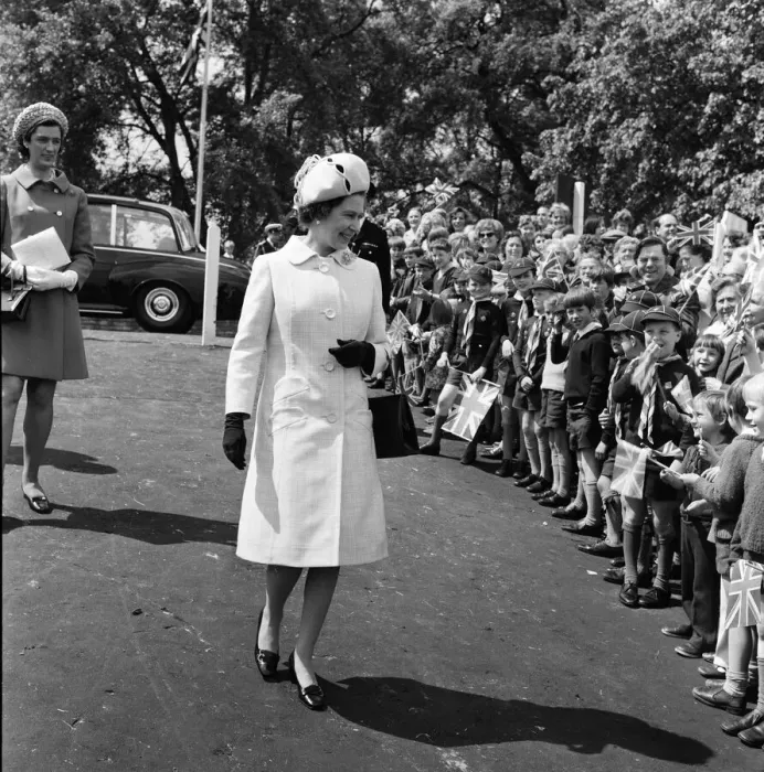 Framed Print : Queen Elizabeth II visits Maldon, Essex, which is today celebrating the 800th Anniversary Framed Print : Queen Elizabeth II visits Maldon, Essex, which is today celebrating the 800th Anniversary
