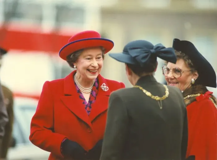 Framed Print : Queen Elizabeth II visits the North East - at Gateshead Civic Centre December 1990