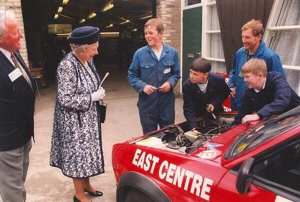 Queen Elizabeth II visits the Open Door Community Learning Centre in Prudhoe- chatting to