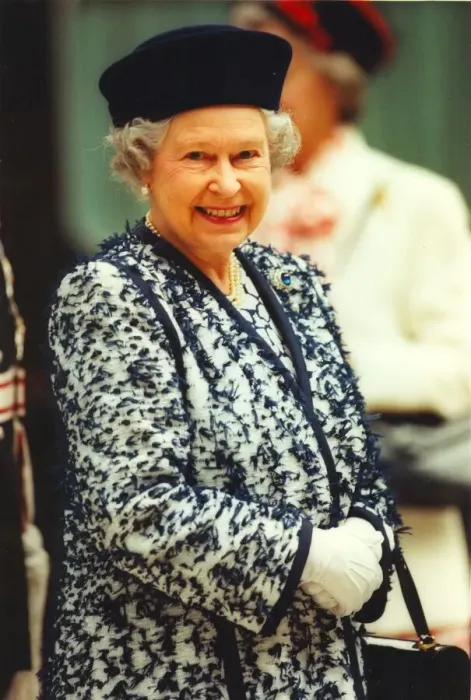 Framed Print : Queen Elizabeth II visits the Open Door Community Learning Centre in Prudhoe 20th Framed Print : Queen Elizabeth II visits the Open Door Community Learning Centre in Prudhoe 20th