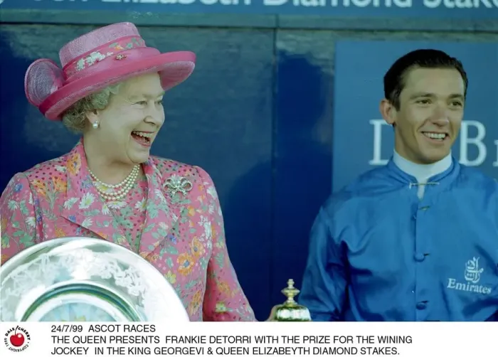 Framed Print : Queen Elizabeth presents Frankie Dettori with the prize for the winning jockey in Framed Print : Queen Elizabeth presents Frankie Dettori with the prize for the winning jockey in