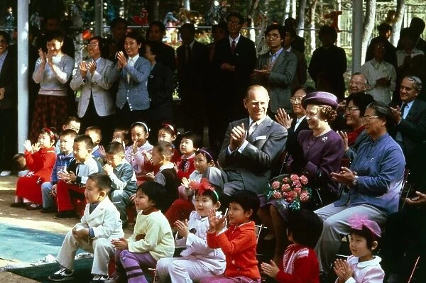 Queen Elizabeth and Prince Philip - State Visit to China The Queen visits