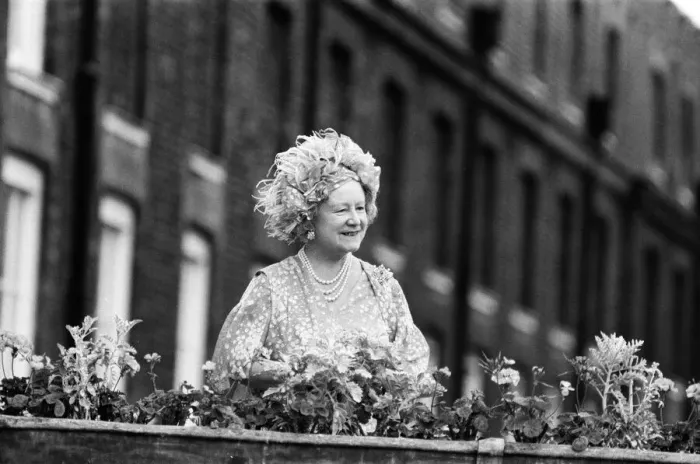 Framed Print : Queen Elizabeth The Queen Mother celebrates her 80th birthday at Clarence House with