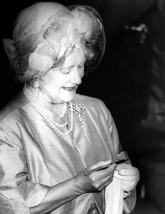 Framed Print : Queen Elizabeth the Queen Mother North East Visits Queen Elizabeth