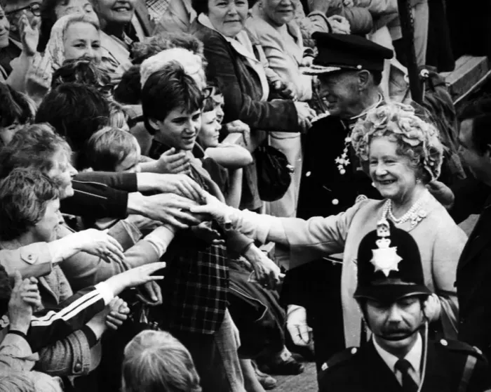 Framed Print : Queen Mother at the Launch of the Ark Royal - Jun 1981 crowds greet her Framed Print : Queen Mother at the Launch of the Ark Royal - Jun 1981 crowds greet her