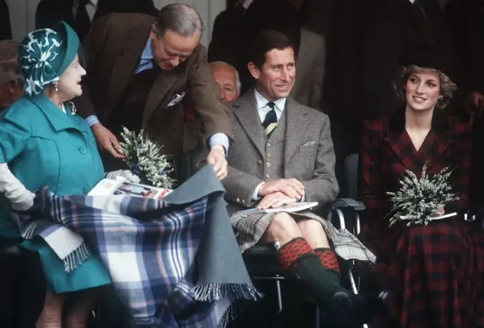 Framed Print : The Queen Mother, Prince Charles and Princess Diana at the annual the Braemar Highland Framed Print : The Queen Mother, Prince Charles and Princess Diana at the annual the Braemar Highland