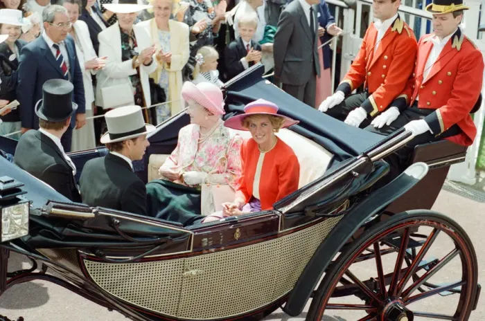 Framed Print : The Queen Mother and Princess Diana attend the first day of the Ascot races Framed Print : The Queen Mother and Princess Diana attend the first day of the Ascot races