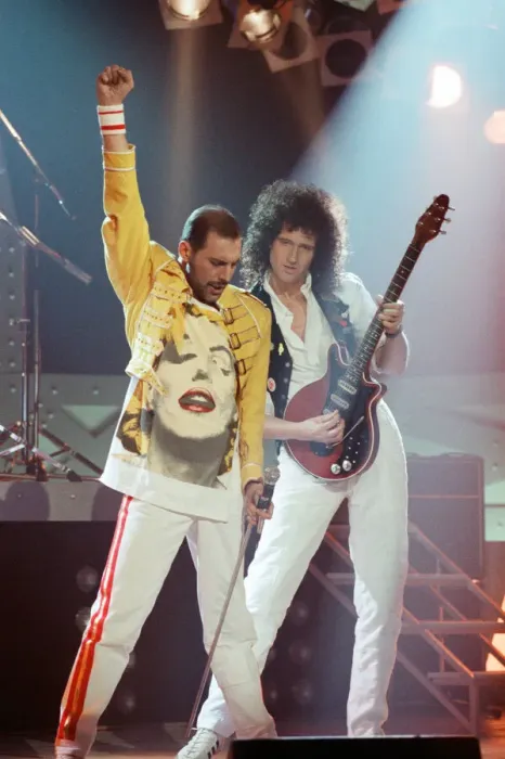Framed Print : Queen rock group performing. Singer Freddie Mercury with guitarist Brian May Framed Print : Queen rock group performing. Singer Freddie Mercury with guitarist Brian May