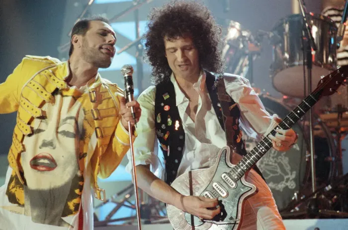 Framed Print : Queen rock group performing. Singer Freddie Mercury with guitarist Brian May Framed Print : Queen rock group performing. Singer Freddie Mercury with guitarist Brian May
